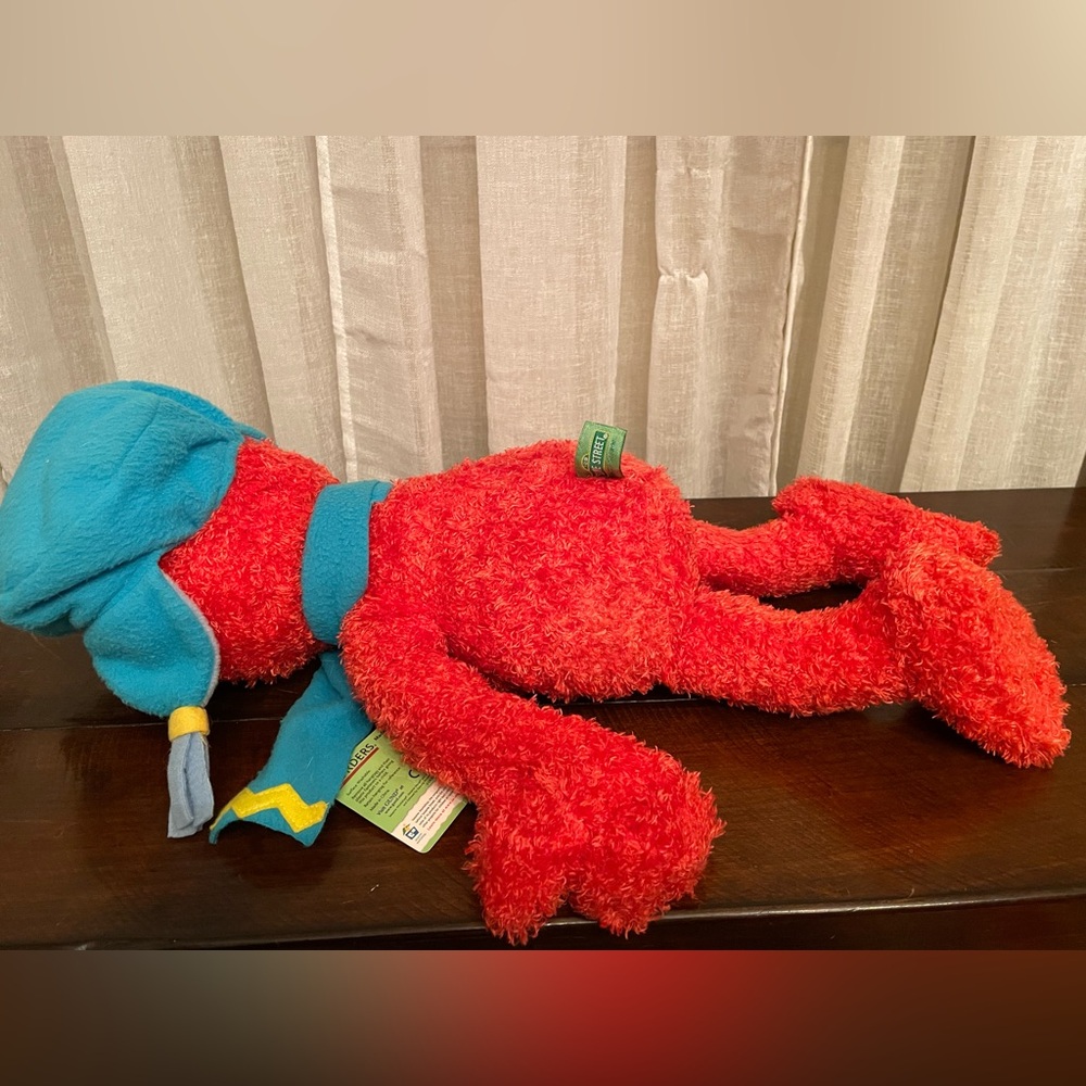 Plush Elmo - Picture 3 of 4